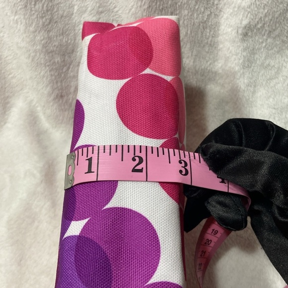 Clinique Pink and Orange Cosmetic Bag - Picture 12 of 12